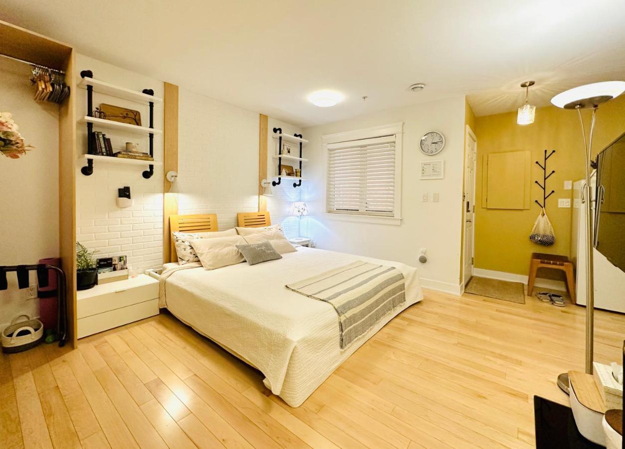 Private Guest Suite 10Mins To Downtown - King Bed - Bathtub - Free Parking Vancouver Eksteriør billede